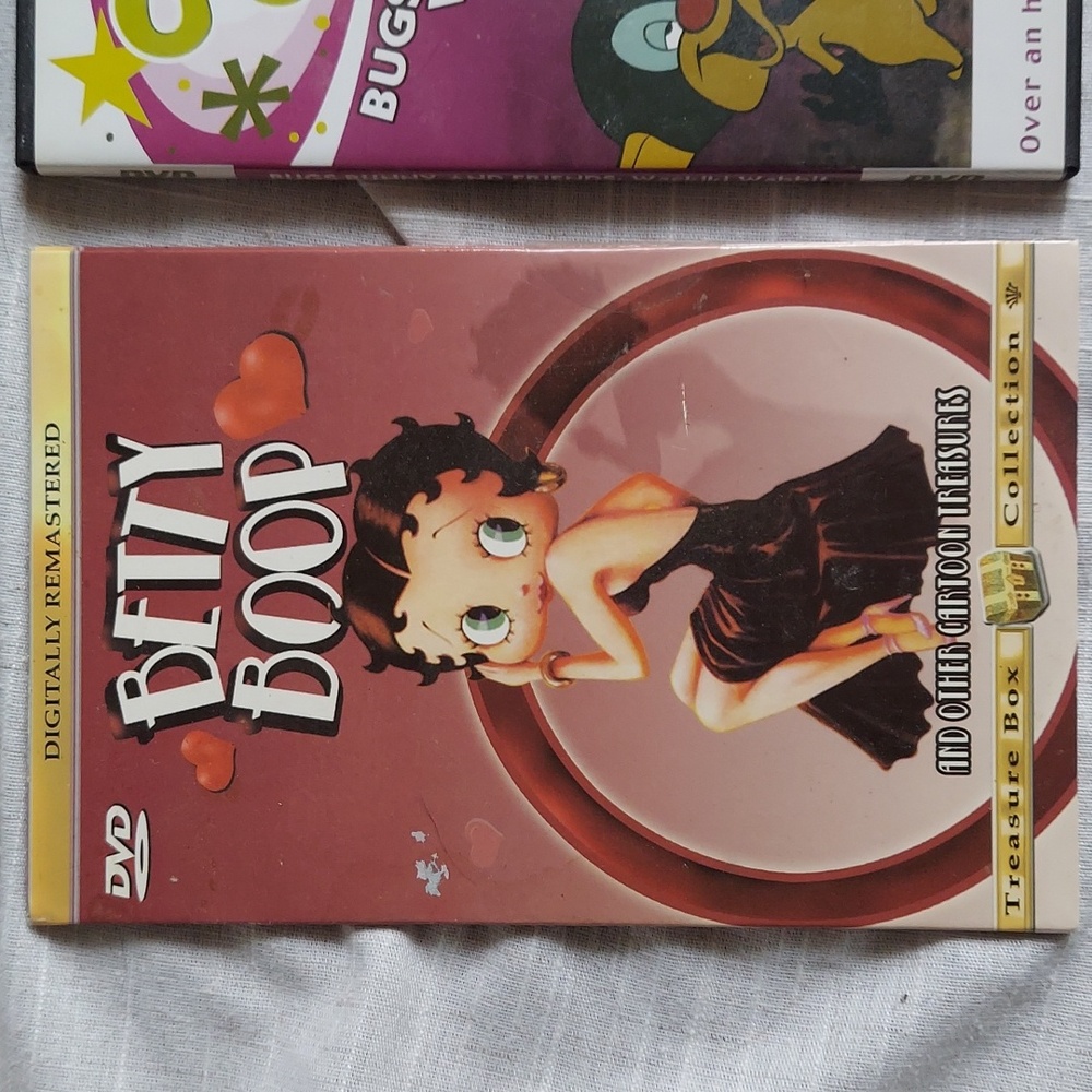 Lot of four DVDs - Classic Cartoons, Flash Gordon, Cartoon Craze, and Betty Boop - Picture 2 of 9
